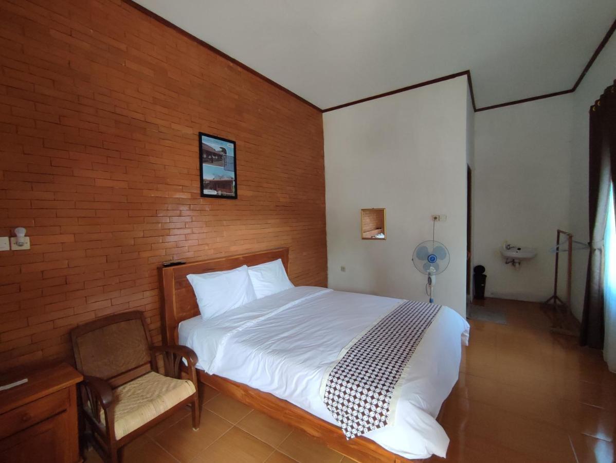 Romadhoni Homestay 马格朗 客房 照片
