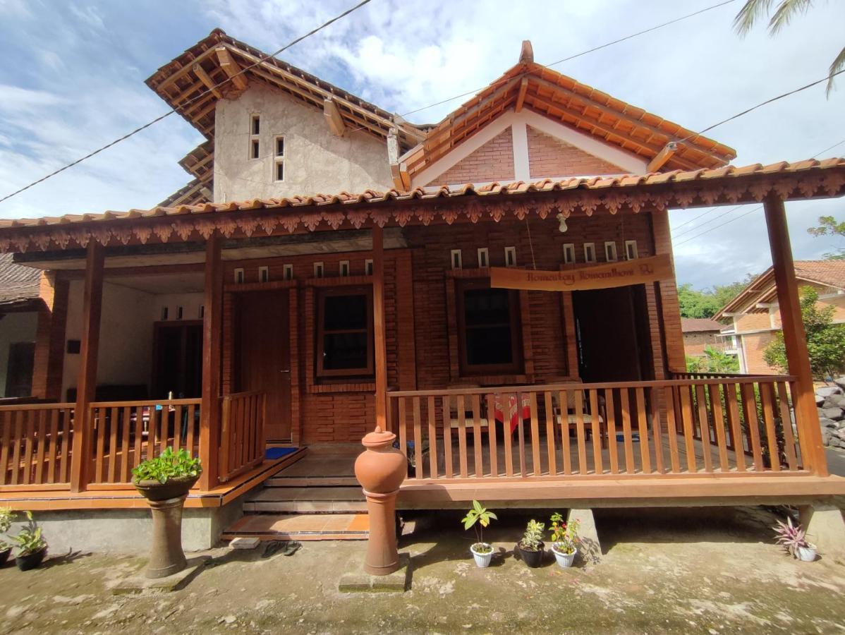 Romadhoni Homestay 马格朗 外观 照片